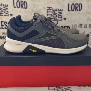 Reebok Men Shoes Size 11.5